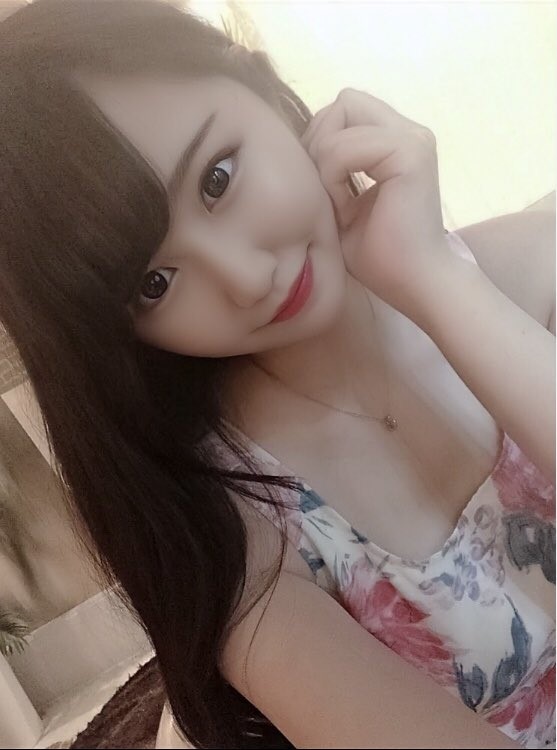 佐藤ゆか（さとゆか）のちょっとHな自撮り