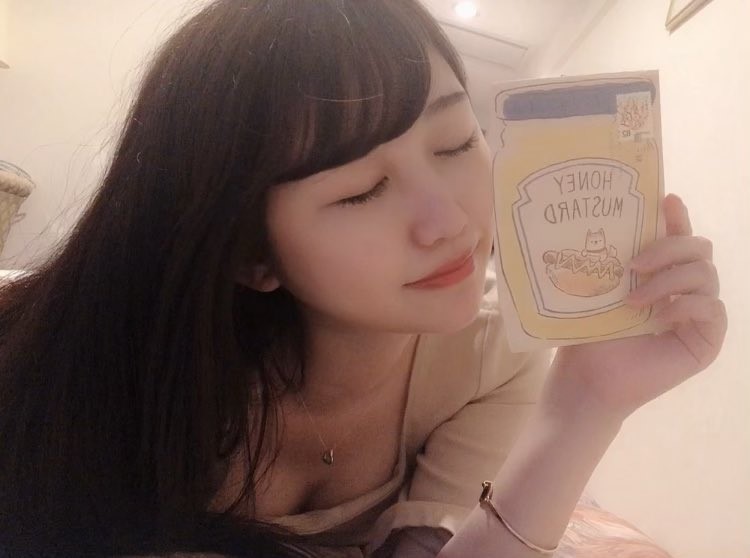 佐藤ゆか（さとゆか）のちょっとHな自撮り